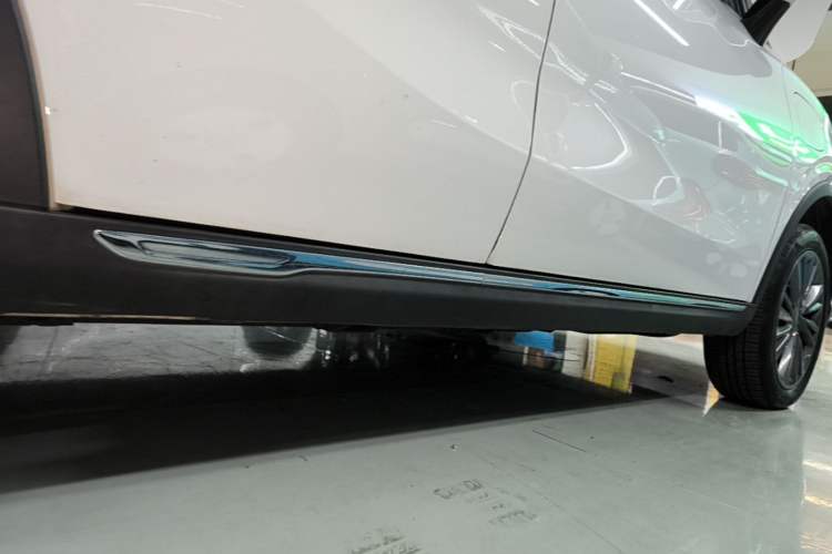 Used NETA V 2022 Chao 400 Lite Right Side Sill