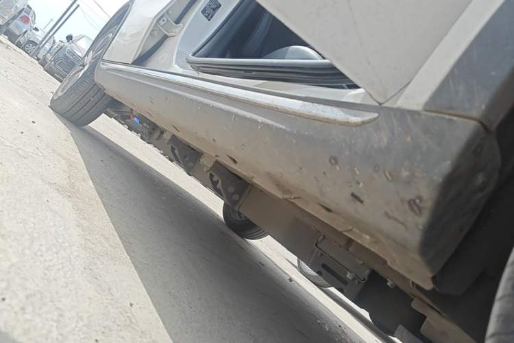 Used NETA V 2022 Chao 400 Lite Right Side Sill
