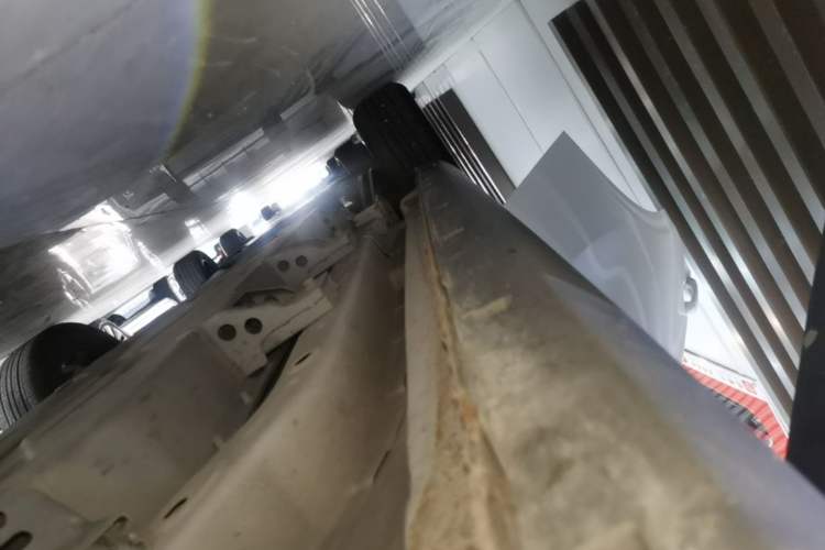 Used NETA V 2022 Chao 300 Lite Ternary Lithium Right Side Sill