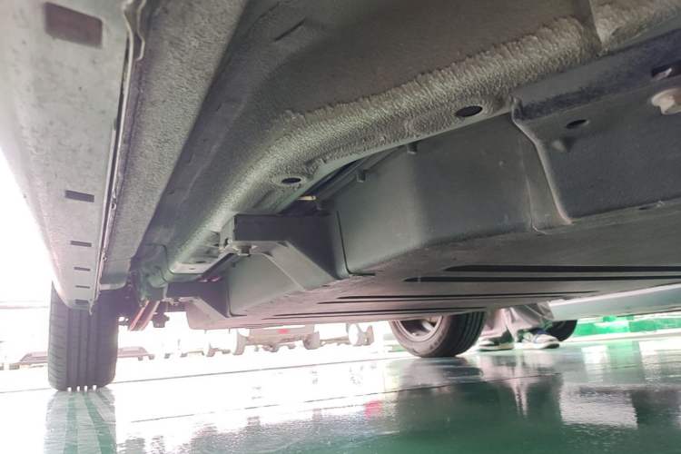 Used NETA V 2022 Chao 400 Lite Right Side Sill