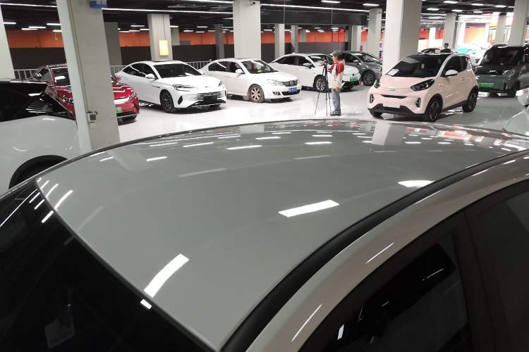 Used NETA V 2022 Pro Long-Range Smart Edition Roof