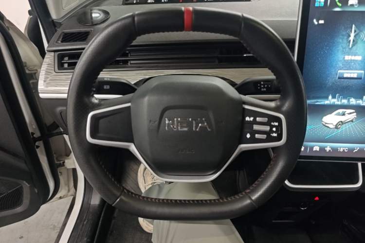 Used NETA V 2022 Chao 300 Industry Custom Edition Steering Wheel