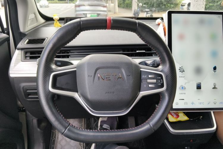 Used NETA V 2022 Chao 300 Lite Ternary Lithium Steering Wheel