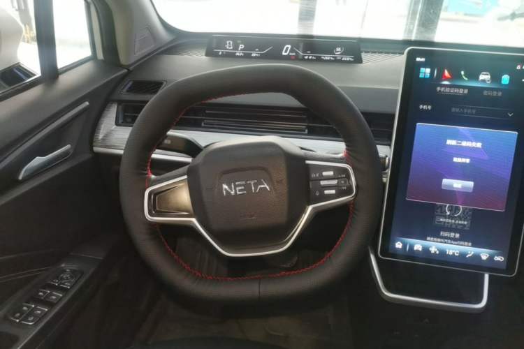 Used NETA V 2022 Chao 300 Lite Ternary Lithium Steering Wheel