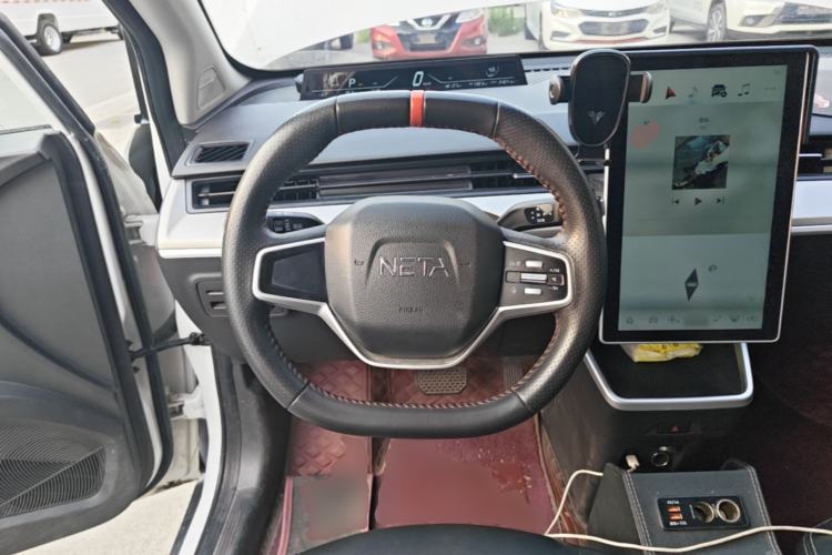 Used NETA V 2022 Standard Range Industry Custom Edition Steering Wheel