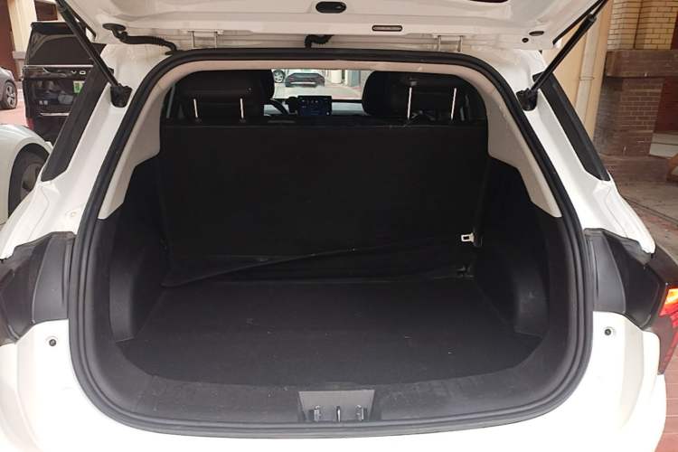 Used NETA V 2022 Chao 400 Lite Trunk