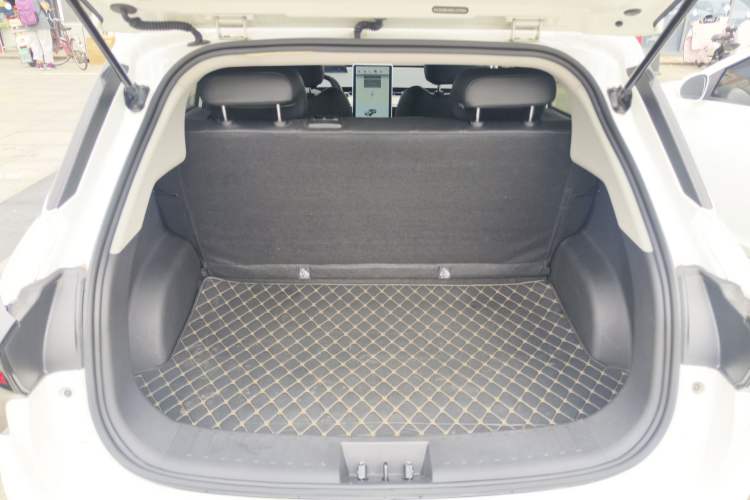Used NETA V 2022 Chao 400 Lite Trunk