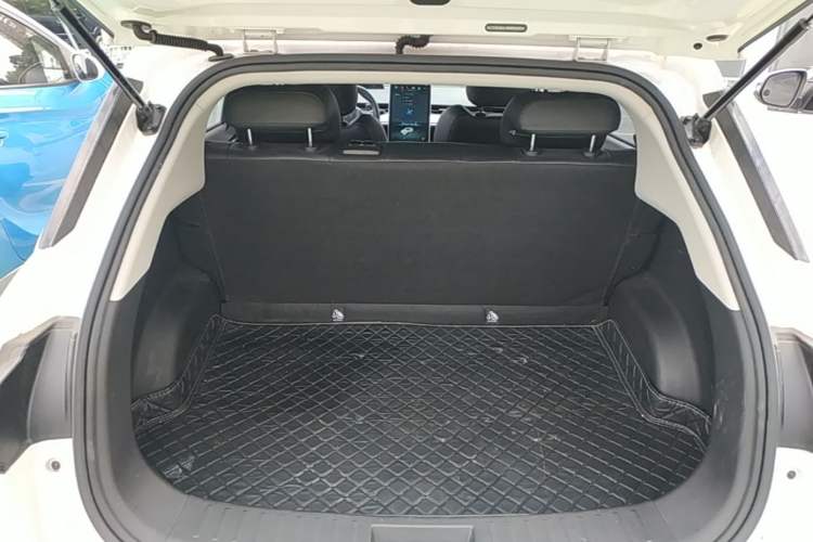 Used NETA V 2022 Chao 400 Lite Trunk