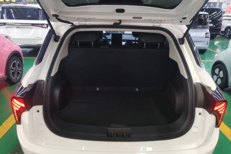 Used NETA V 2022 Chao 400 Lite Trunk