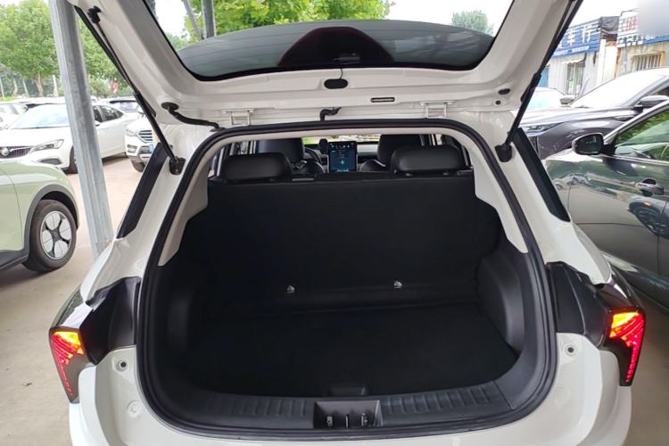 Used NETA V 2022 Chao 300 Lite Ternary Lithium Trunk