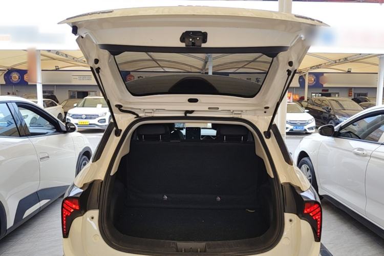 Used NETA V 2022 Chao 300 Lite Ternary Lithium Trunk