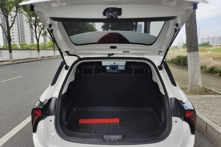 Used NETA V 2022 Chao 400 Lite Trunk
