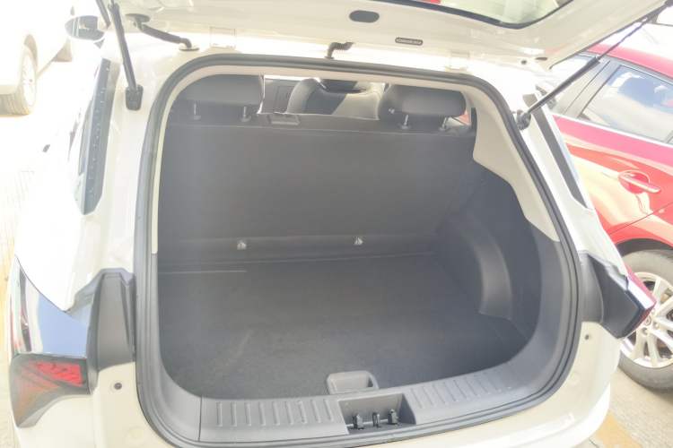 Used NETA V 2022 Chao 400 Lite Trunk