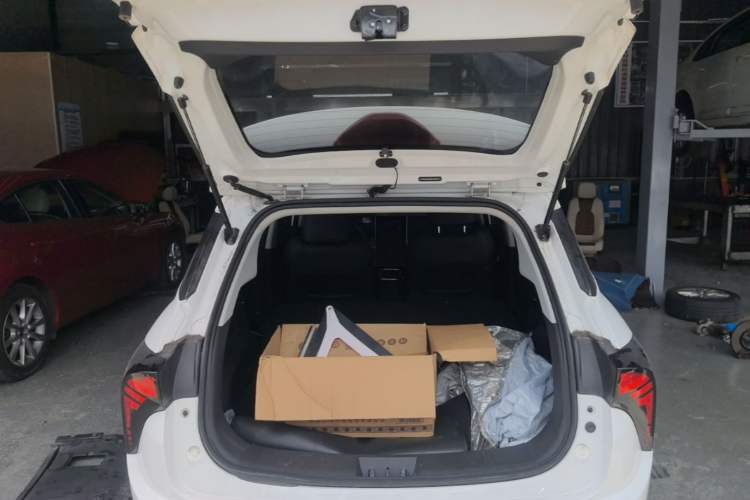 Used NETA V 2022 Chao 400 Lite Trunk