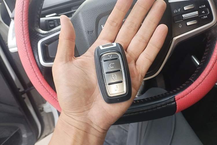 Used NETA V 2022 Chao 300 Lite Ternary Lithium Vehicle Key