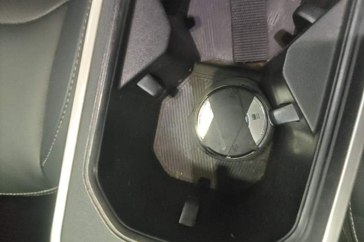 Used NETA V 2022 Chao 300 Lite Lithium Iron Phosphate Vehicle Key