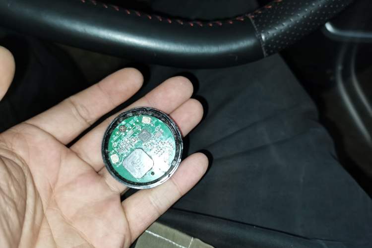 Used NETA V 2022 Long-Range Industry Custom Edition Vehicle Key