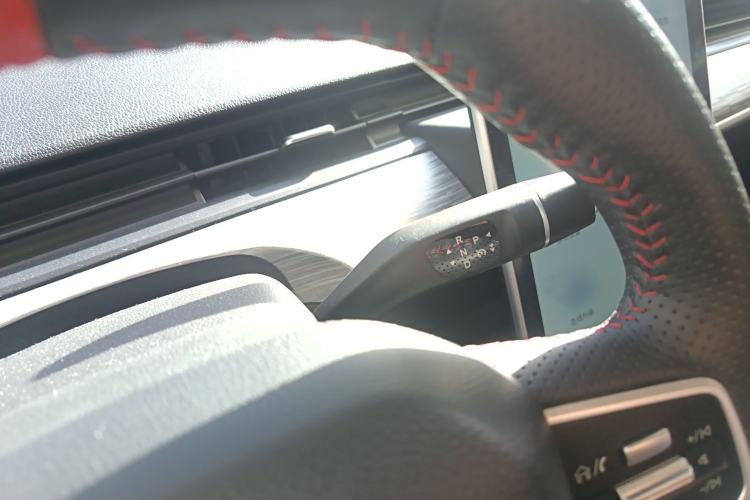 Used NETA V 2022 Chao 400 Lite Gear Lever