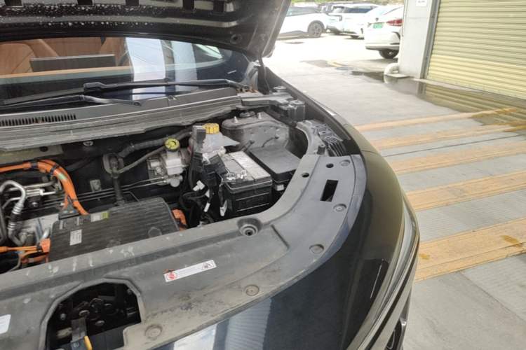 Used NETA X 2023 500 Engine Bay Left