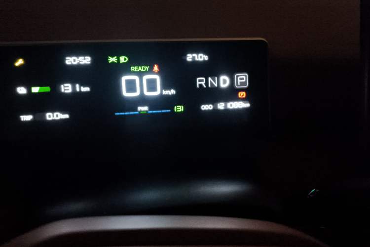 Used NETA X 2023 500 Lite Odometer Close Up