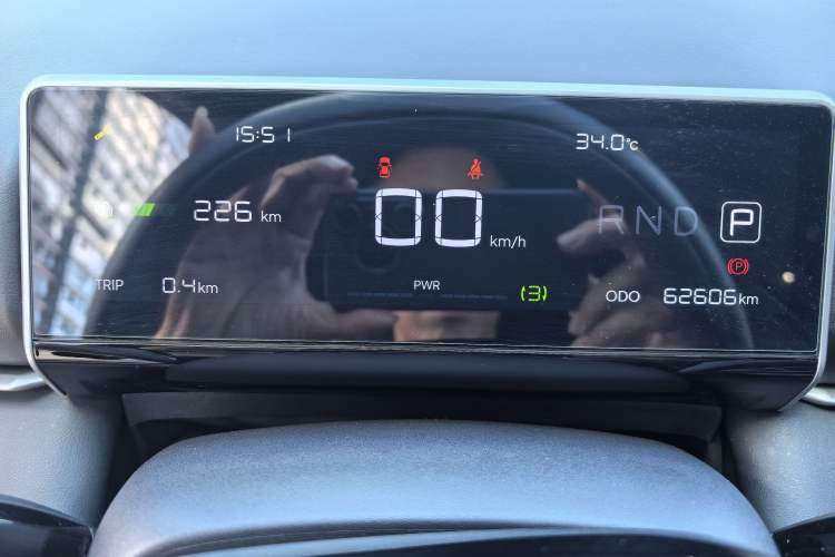 Used NETA X 2023 500 Lite Odometer Close Up