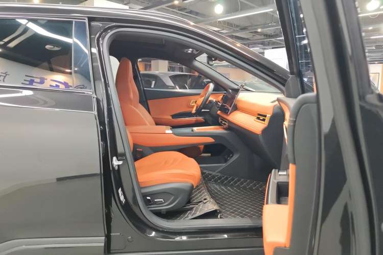 Used NETA X 2023 500 Right Front Seat