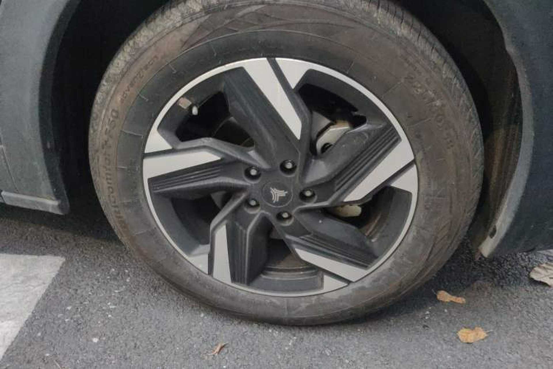 Used NETA X 2023 400 Lite Right Front Wheel Hub