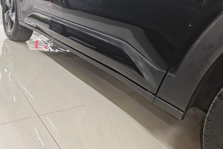 Used NETA X 2023 500 Lite Right Side Sill