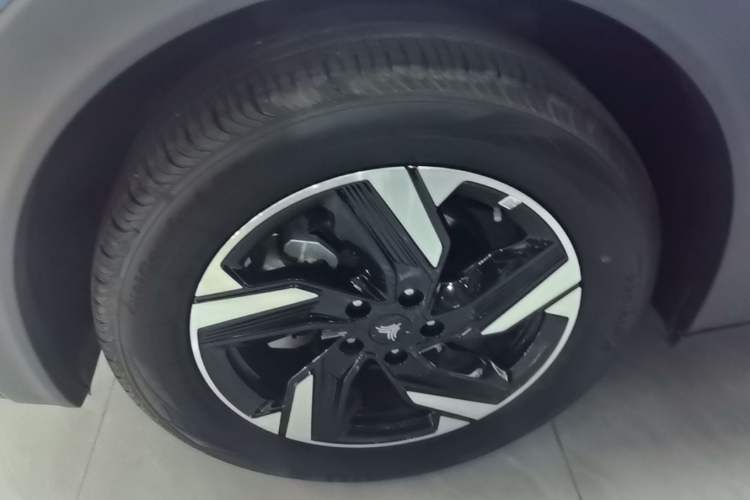 Used NETA X 2023 400 Lite Left Front Wheel Hub