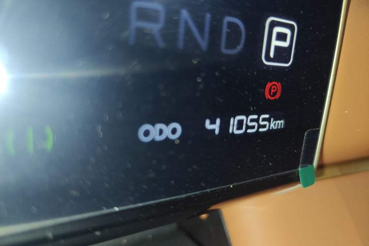 Used NETA X 2023 500 Odometer Close Up