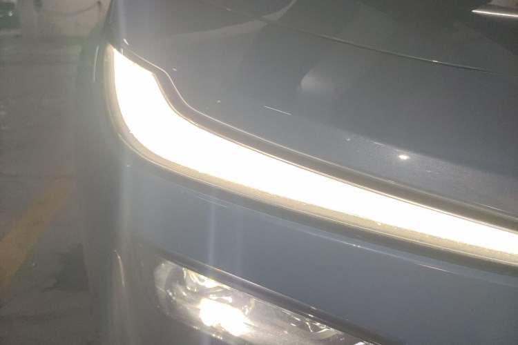 Used NETA X 2023 500 Right Front Headlight