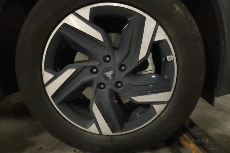 Used NETA X 2023 500 Right Front Wheel Hub