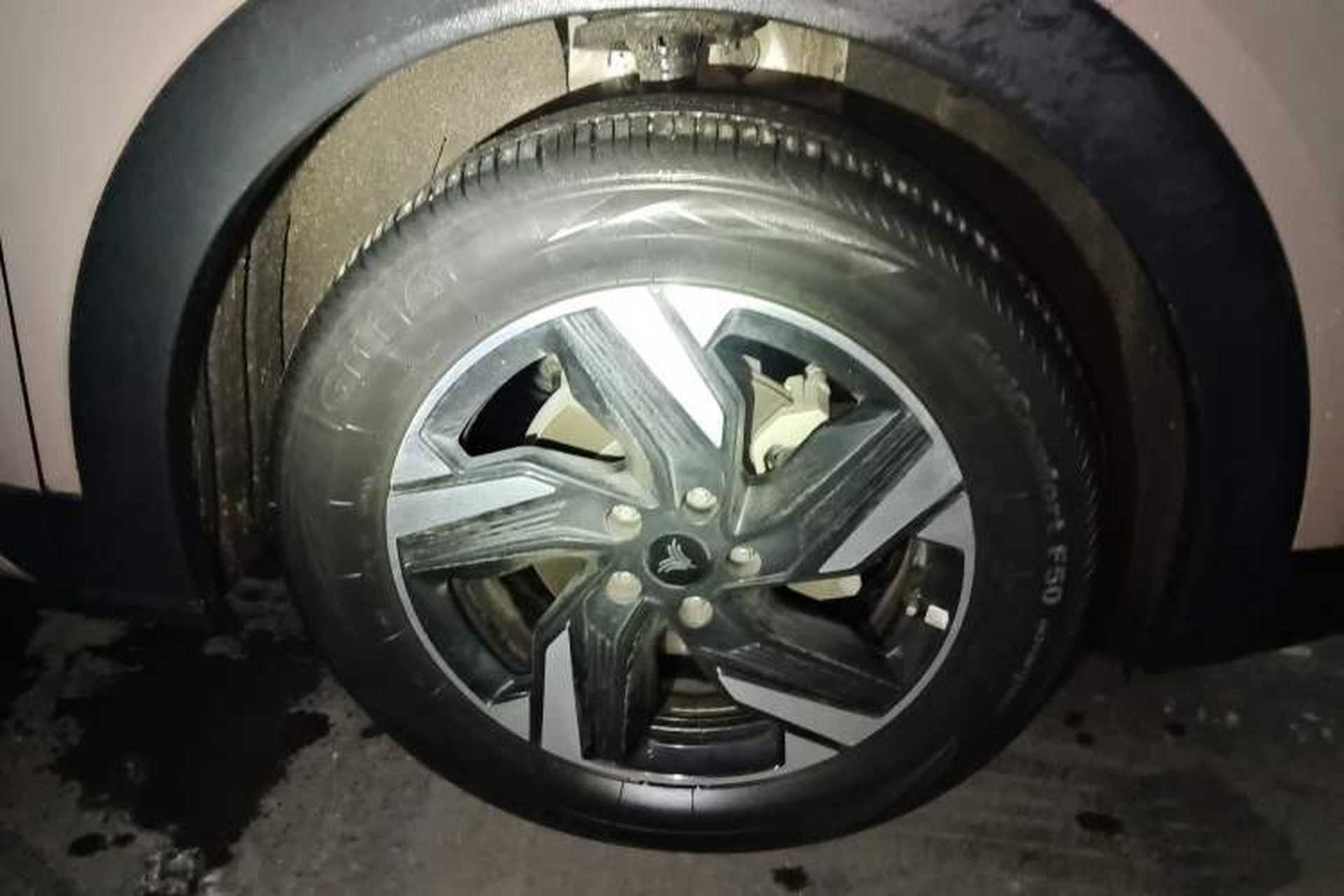 Used NETA X 2023 400 Lite Right Front Wheel Hub