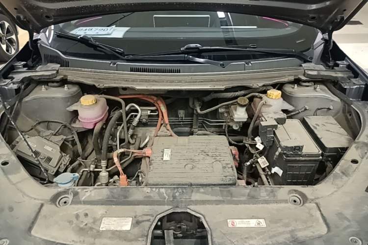 Used NETA X 2023 500 Engine Bay