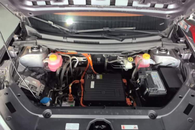 Used NETA X 2023 500 Engine Bay