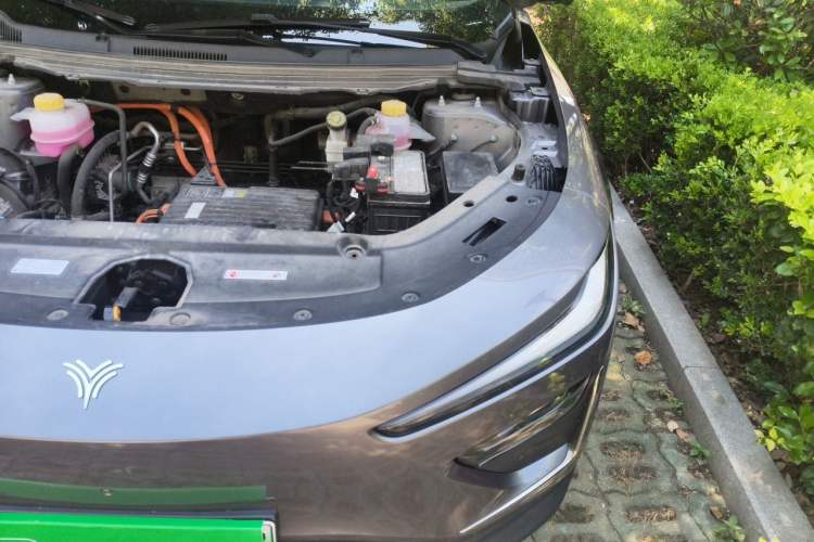 Used NETA X 2023 500 Engine Bay Left