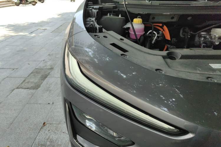 Used NETA X 2023 500 Engine Bay Right