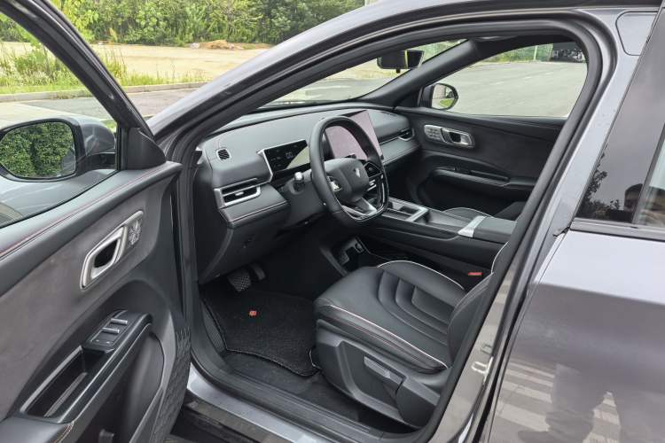 Used NETA X 2023 400 Lite Interior 6