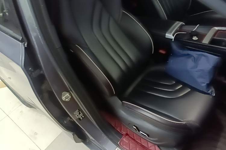 Used NETA X 2023 500 Right Front Seat