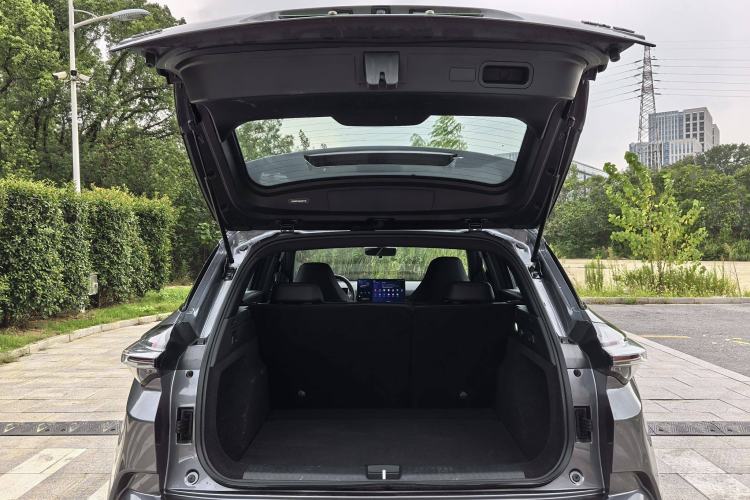 Used NETA X 2023 400 Lite Trunk