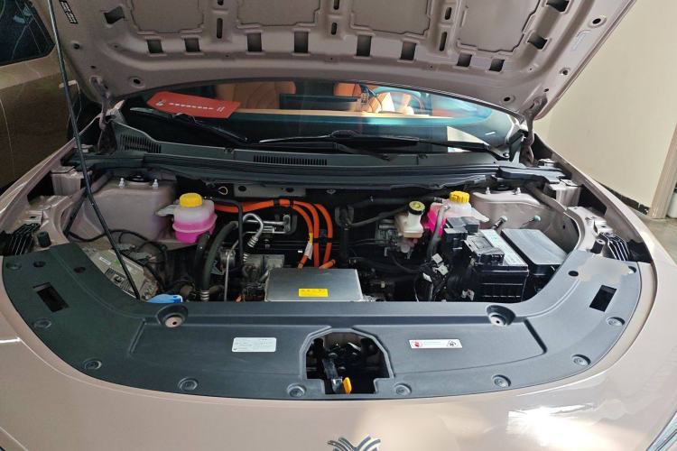 Used NETA X 2023 400 Lite Engine Bay