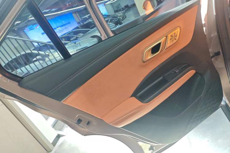 Used NETA X 2023 400 Lite Interior 8