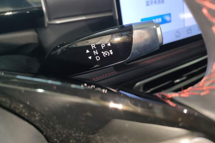 Used NETA X 2023 400 Gear Lever