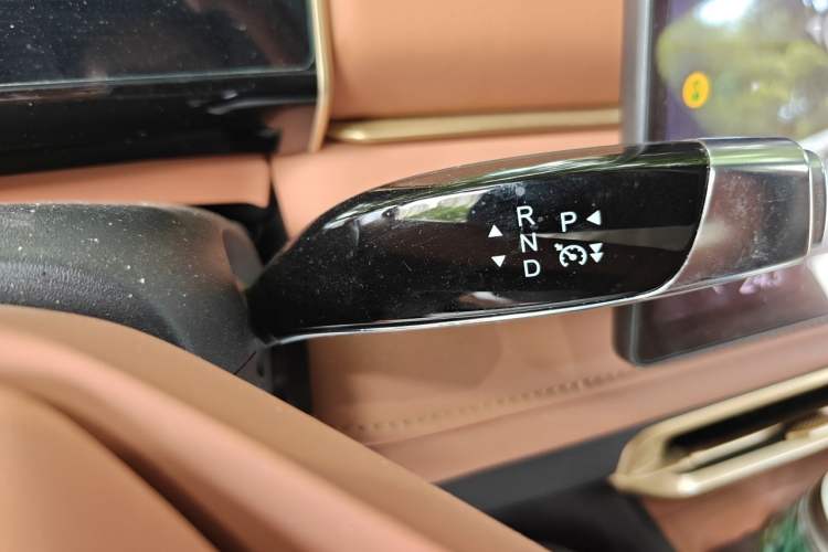 Used NETA X 2023 400 Lite Gear Lever