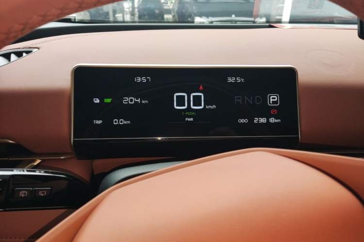 Used NETA X 2023 400 Instrument Cluster