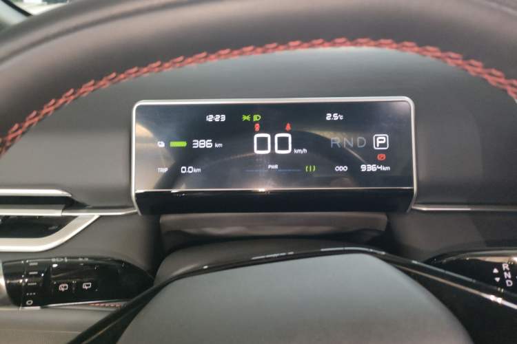 Used NETA X 2023 400 Instrument Cluster