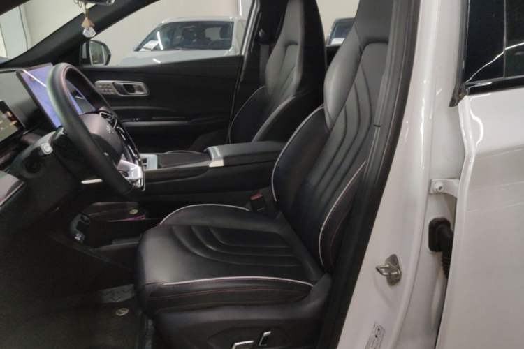Used NETA X 2023 400 Left Front Seat