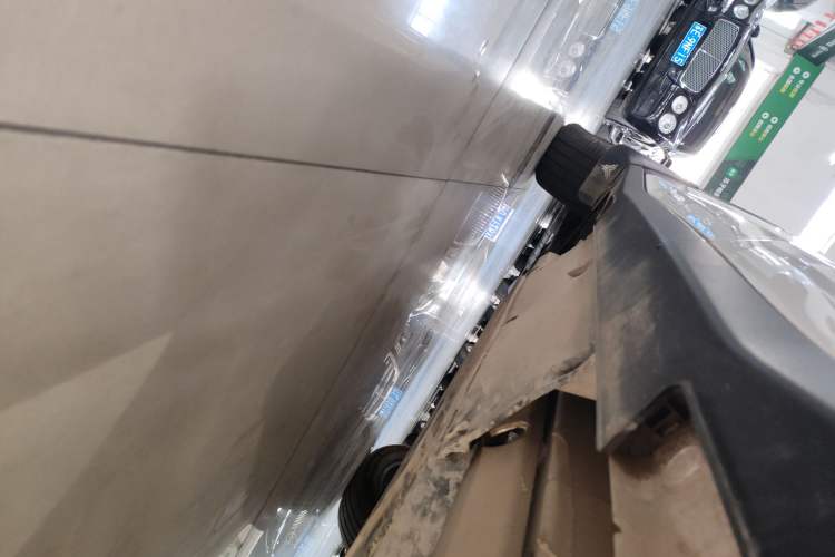 Used NETA X 2023 400 Left Side Sill