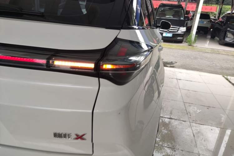 Used NETA X 2023 400 Right Rear Taillight