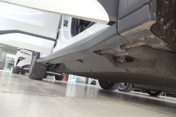 Used NETA X 2023 400 Right Side Sill